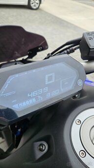 YAMAHA MT 07 - 5