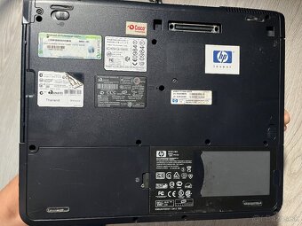 HP Compaq nc8000 - 5