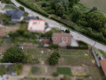 GESTTO | STAVEBNÝ POZEMOK | 817m² | NA PREDAJ | OPOJ - 5
