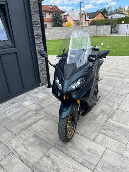 Yamaha Tmax TECH Max 560 - 5