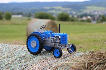 Zetor 25 Mierka 1:16 - 5