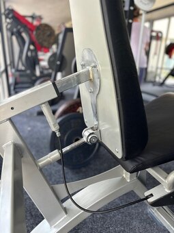 Predám posilňovací stroj Panatta – Seated Leg Curl - 5