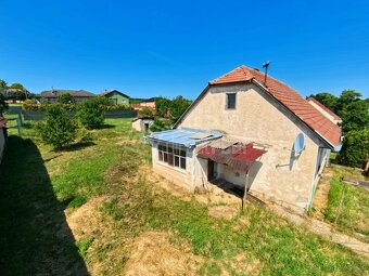 Krásny pozemok so všetkými IS situovaný v slepej ulic… - 5