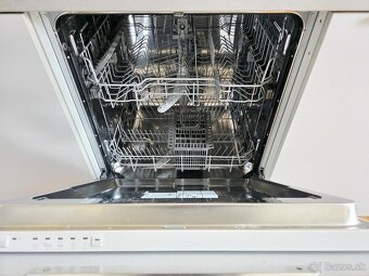 Kuchynská linka včetně spotřebičů - 5