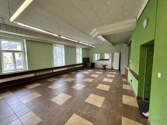 Prenajmem krásny obchodný priestor v centre mesta Kežmarok - 5