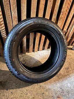 205/55r16 Michelin energy saver - 5