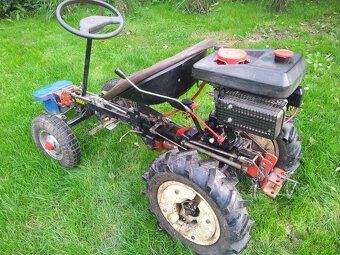 Malotraktor Vari QUATTRO - 5