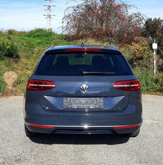 Predám  Volkswagen Passat Variant 2.0 TDI EVO Elegance - 5