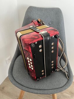 Heligonka Hohner club CF - 5