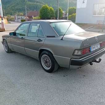 Mercedes-Benz w201 250d - 5