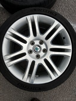 5x112 r18 225/40r18 - 5