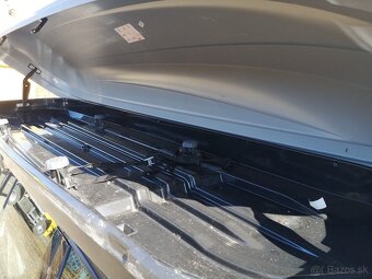 stresny box THULE Pacific 700 - 5