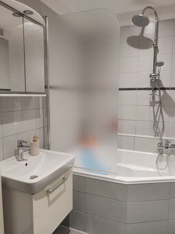 NOVINKA Na predaj 3 izbový byt Brezová pod Bradlom - 5