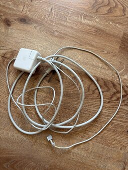 Apple MacBook Air 13 (2017) - 5