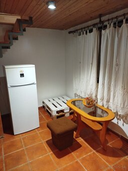 Murovaná chata s pozemkom 1.213 m2, Beckov - 5