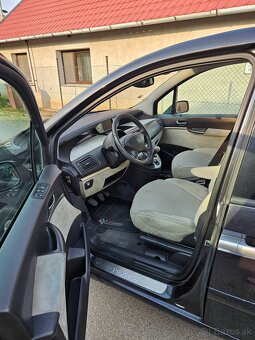 Peugeot 807 - 5