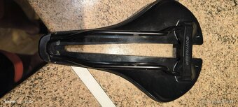 sedlo bontrager - 5