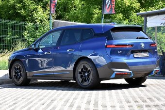 BMW iX xDrive50 - 523_KONÍ 4X4 - 2022 _35_000_KM_ - 5