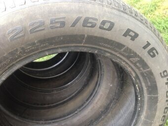 predam zimne gumi 225-60 r16 - 5