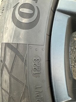 Bmw 245/45 r18 5x120 - 5