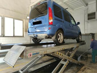 Renault kangoo 4x4 - 5