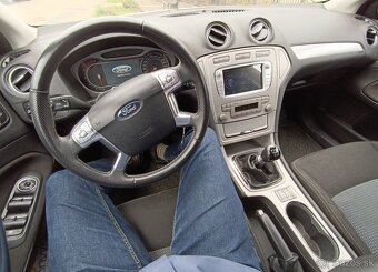 Ford Mondeo kombi 2 l TDCi - 5