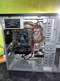 Pc : i5 3570k , 16gb ram , gtx 1050ti , 250gb + 500gb - 5