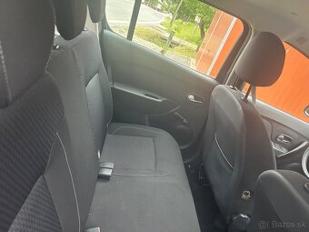 Dacia Sandero - 5