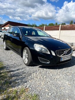 Predám Volvo v60 D4 - 5