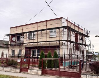 Talianske stavebné fasádne široké lešenie - 5