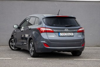 Hyundai i30 CW 1.6i CRDi VGT Family - 5