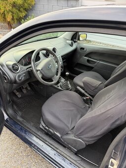 Ford Fiesta 1.3 benzín - 5