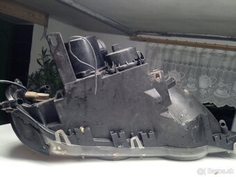 Predám predné svetlá BMW X5 E53 - 5