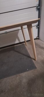 Jedálensky stôl - 5