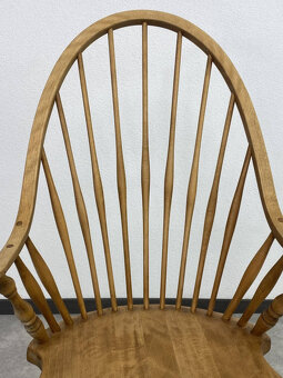 elegantné Windsorské kreslo - 5