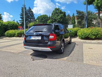 Škoda Octavia Scout - 5