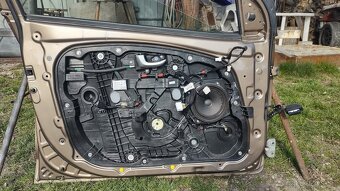 HYUNDAI i30 Dvere L.P. - 5
