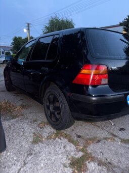 Predám Volkswagen Golf IV 1.4 benzín - 5