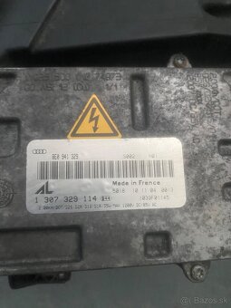 Predám orig.Bi Xenónové svetla Audi A4B7 - 5