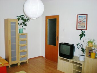 Predám 1- izbový družstevný byt, sídliskoŤahanovce - 5