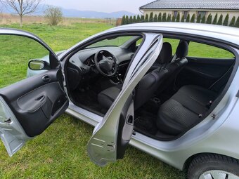Peugeot 206+ - 5