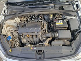 Kia ceed III 1.4i  benzín 2018 Rozpredám/predám Havarované - 5