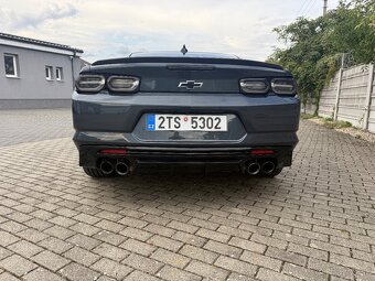 Predám Chevrolet Camaro 6,2 V8 automat LT1 - 5