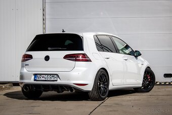 Volkswagen Golf 2.0 TFSI GTI DSG - 5