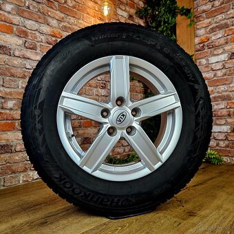 R16 5x114,3 OEM KIA Sportage, Hyundai Ix35 + zimné 215/70R16 - 5
