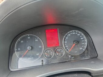 Vw caddy 1.9 77kw 4x4 7 miestna - 5