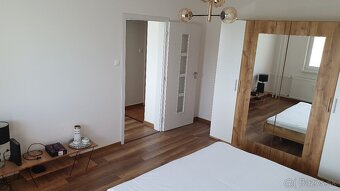 1. izbovy s balkonom - 5