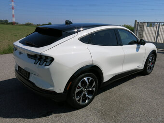 Ford Mustang Mach-E 75,7kWh Premium AWD 269PS - DPH - 5