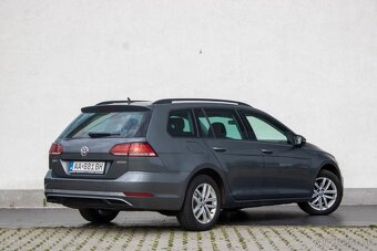 Volkswagen Golf Variant. - 5