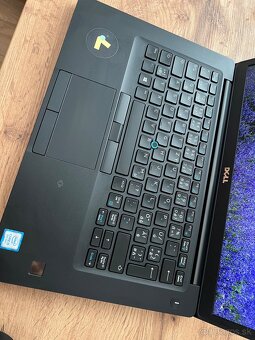 Dell Latitude 7490 - 5